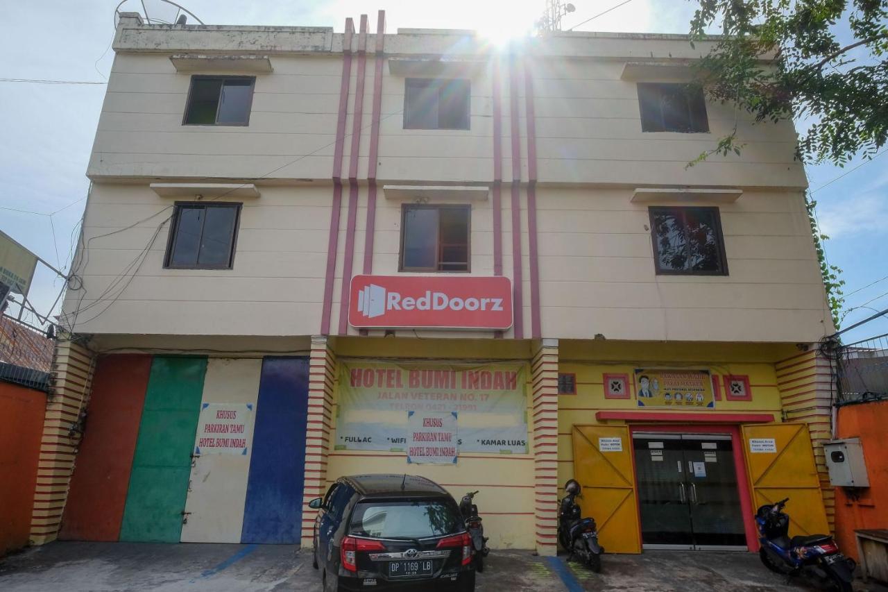 Reddoorz Near Pelabuhan Nusantara Parepare エクステリア 写真