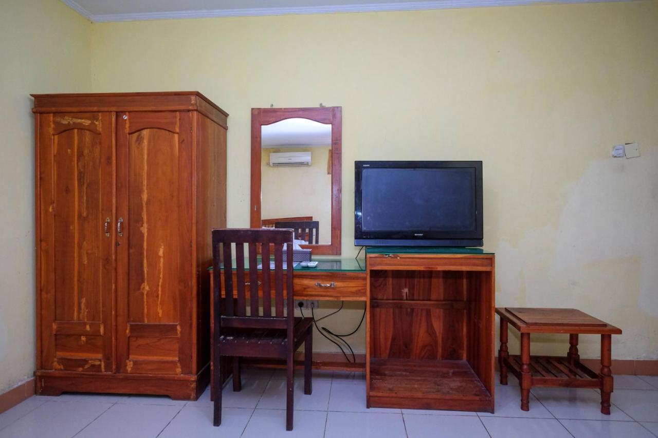Reddoorz Near Pelabuhan Nusantara Parepare エクステリア 写真